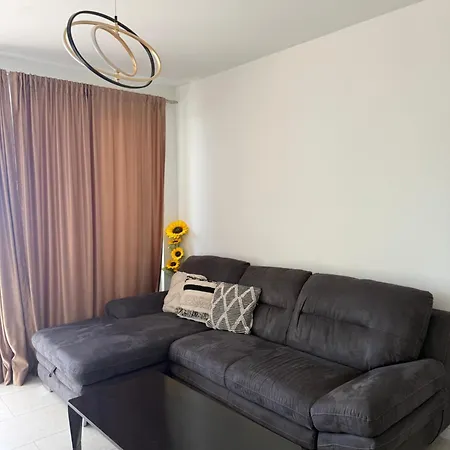 Gv 2 With Sea View And Jacuzzi Apartman