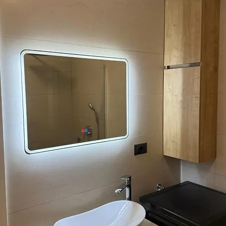 Apartman Gv 2 With Sea View And Jacuzzi *