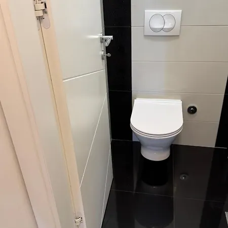 Gv 2 With Sea View And Jacuzzi Apartman